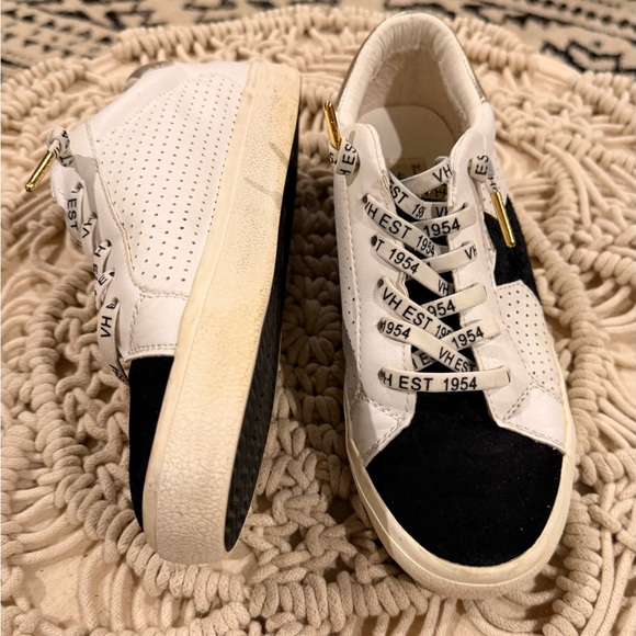 Vintage Havanas women’s sz 7.5
Black & white 
T3 - Picture 6 of 10